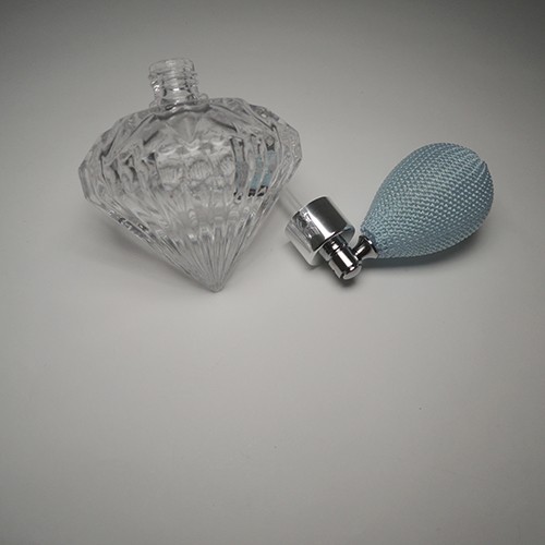 Custom color semi transparent glass bottle 35ml capacity unique diamond shape with liquid bulb atomizer light blue net color 18/415 neck siz