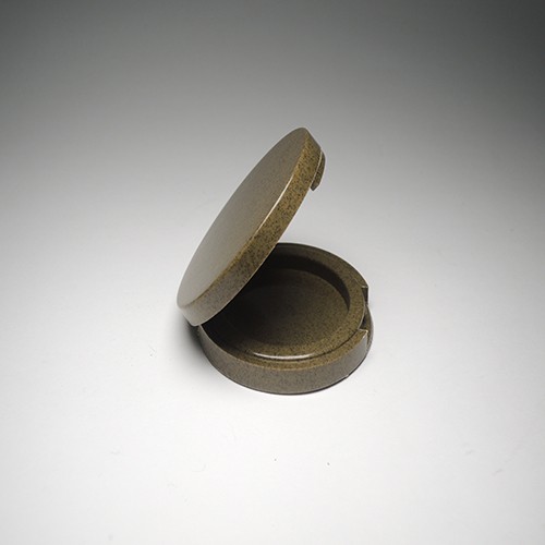 2021 Dark color mini wooden round compact case packaging used reusable