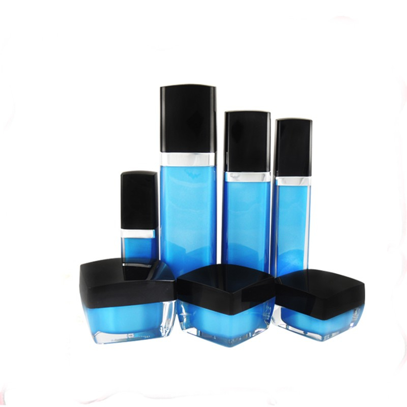 Luxury packaging plastic cosmetic empty bottle with black cap for facial serum square cosmetic bottle set