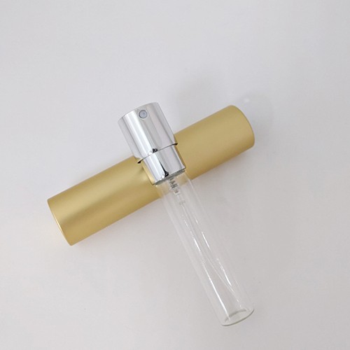 High quality product low MOQ empty 8ml retractable purse atomizer refillable travel size perfume bottle